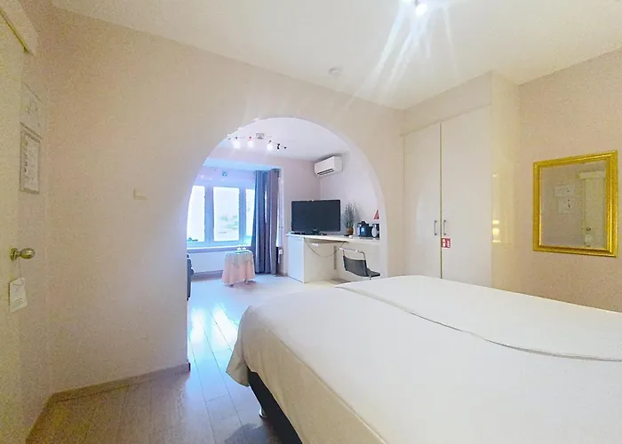 Gastenkamers Centersuites Affittacamere 3*